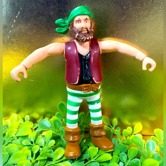 WHERE’S WALDO ? PIRATE VINTAGE 1991 COLLECTIBLE BENDABLE FIGURE MATTEL 5” - Picture 1 of 9